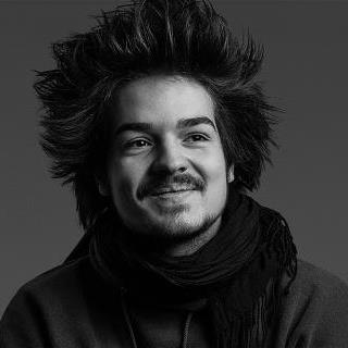 Booking Milky Chance