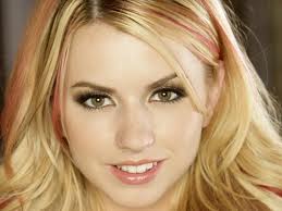 Booking Agent for Lexi Belle
