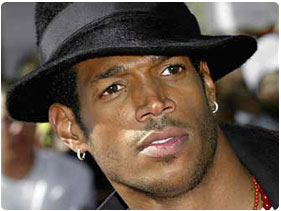 Booking Marlon Wayans