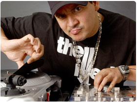 Booking Mix Master Mike