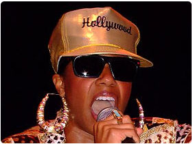Booking Santigold