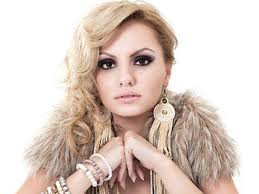 booking-alexandra-stan